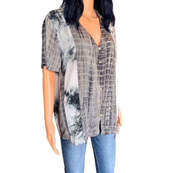 NEW POL Gray Tie Dye Boho Button Front Top - Picture 2 of 6
